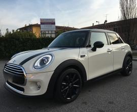 Mini cooper d full optional manutenzione completa