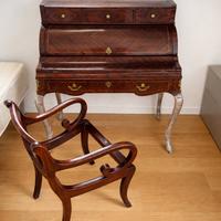 Scrittoio a ribalta antica con sedia coordinata