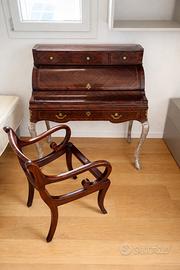 Scrittoio a ribalta antica con sedia coordinata