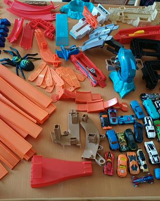 Hotwheels: playlist shark, spider slam + altro