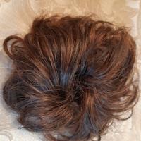 Due elastici con capelli