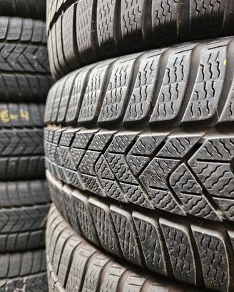 215 50 R 18 92V Pirelli winter 3 YARIS CROSS TOYOT