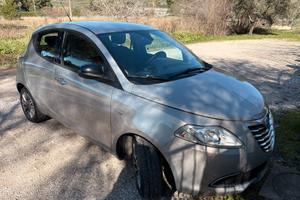 Lancia Ypsilon 0.9 TwinAir benzina silver S&S