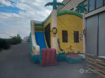 Gonfiabile usato - gioco gonfiabile da esterni