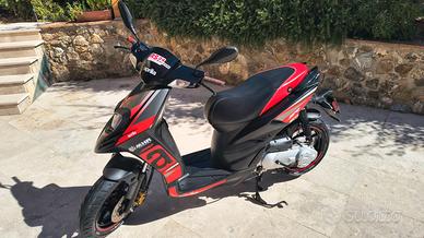 Aprilia SR50 Motard