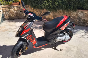 Aprilia SR50 Motard
