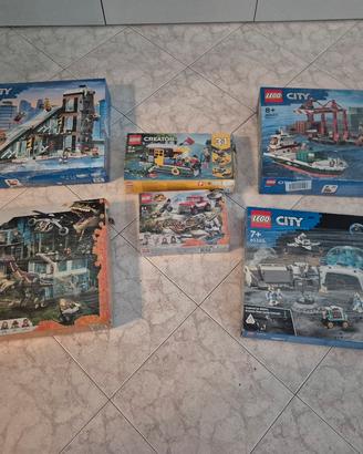 lego vari set Jurassic Wold City etc