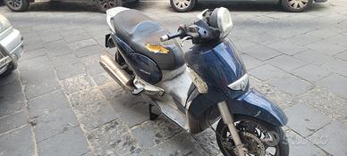 scarabeo 400