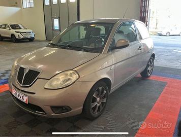 Lancia Ypsilon 1.2 Diva (Neopatentati)
