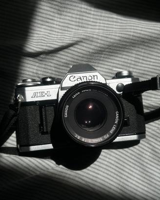 Canon AE-1 + Canon FD 55mm f/1.8 originale