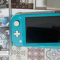 Nintendo Switch Lite con gioco Assassin's Creed 
