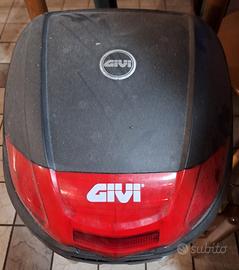 Bauletto GIVI scarabeo 50