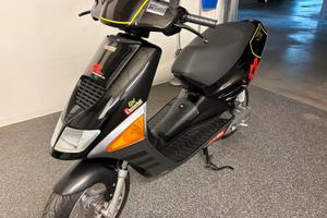 Aprilia sr