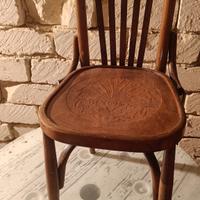 4 Sedie vintage intagliate – robuste, solo da vern