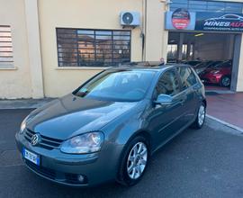 Volkswagen Golf 2.0 16V TDI 5p. Sportline