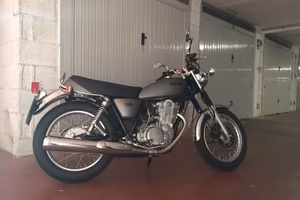 Yamaha sr 400