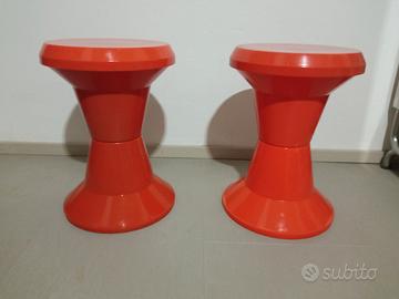 Coppia di sgabelli design anni 70 