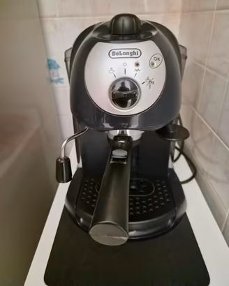 Macchina caffè espresso DeLonghi EC 190.CD