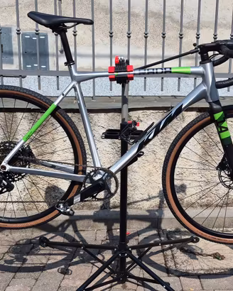 KTM X-Strada 15 Pro APEX 12v (2025) - Taglia L - F