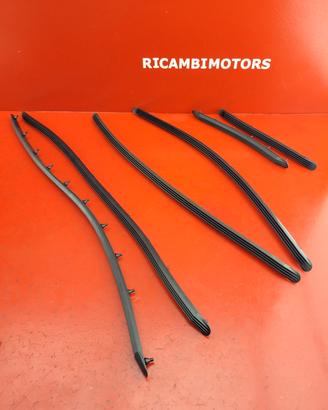 LISTELLI STRISCE PEDANE PIAGGIO VESPA 50