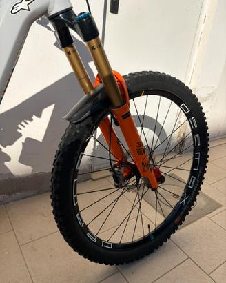 Mtb elettrica focus sam2 6.9