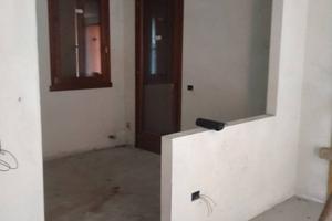 Villa di 191 m² con più di 5 locali e box auto a F