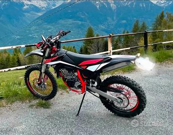 BETA RR 125 4T  tenuta benissimo