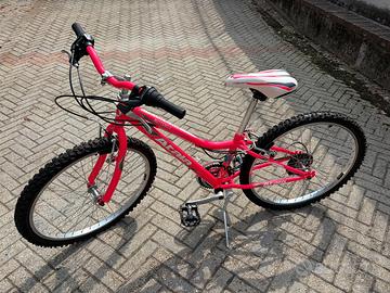 Atala Butterfly 24" bicicletta da ragazza