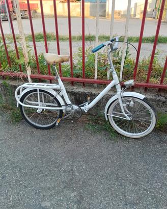 bici Graziella funzionante pieghevole.,/