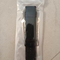 cinturino sport colore nero con attacco rapido.