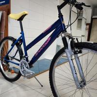 bicicletta 26 femmina e maschio SEMI NUOVA