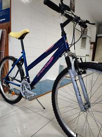 bicicletta 26 femmina e maschio SEMI NUOVA