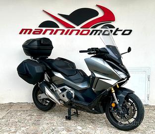 Honda Forza 750 con 21000 Km del 05/2024