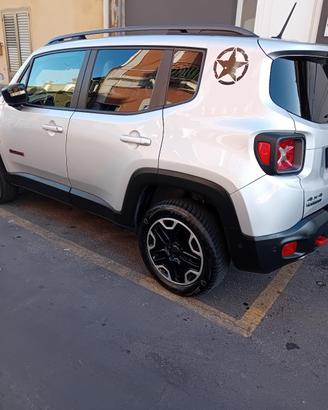 jeep renegade trailhawk 2.0
