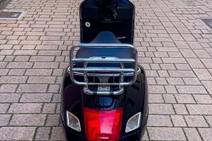 Vespa 250 gts