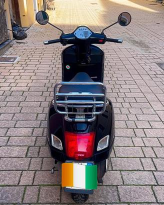 Vespa 250 gts