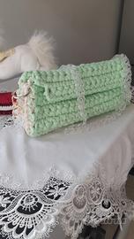 borsa realizzata con fettuccie 