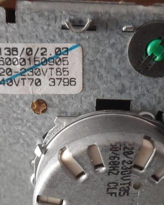 timer recuperato per lavatrice Indesit W 401 WF
