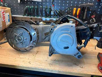 Blocco motore gilera runner 125 2t