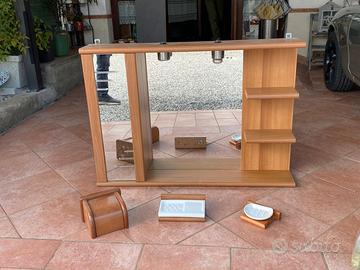 Specchiera bagno con contenitore 
