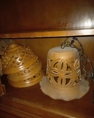 Lampadari e portavasi terracotta