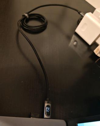 Cavo USB-C ↔ USB-C 1 m con Display Watt – Nero