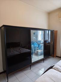CAMERA STILE LIBERTY LACCATA NERA