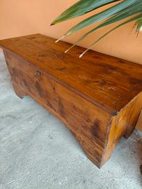 Cassapanca in legno 