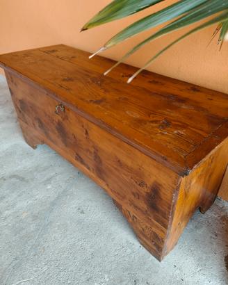 Cassapanca in legno 