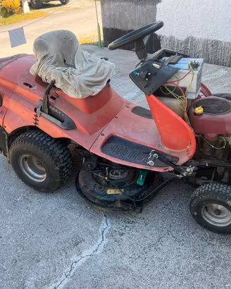 Trattorino tagliaerba mtd