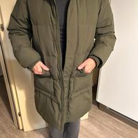 Piumino Uniqlo verde oliva – caldo, elegante