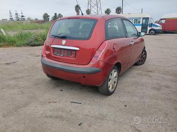 Lancia ypsilon 843 1.2 80cv 03-11 -ricambi