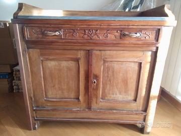 credenza del primo novecento piano di marmo grigio