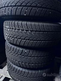  gomme invernali  più cerchi 